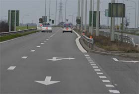 f&uuml;r die demo gesperrte autobahn