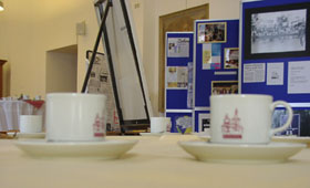 kaffeetrinken gegen rechts