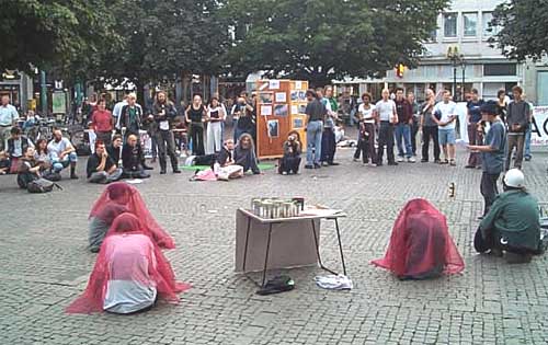 stra&szlig;entheater