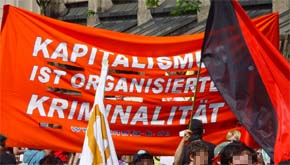 kapitalismus ist organisierte kriminalit&auml;t