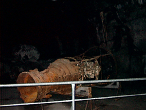 Bild: Reste eines Triebwerks der V2